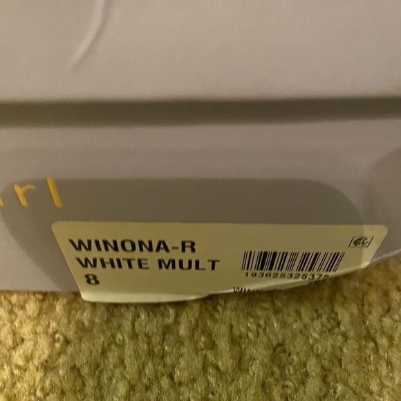 Madden Girl Winona  - Picture 4 of 6